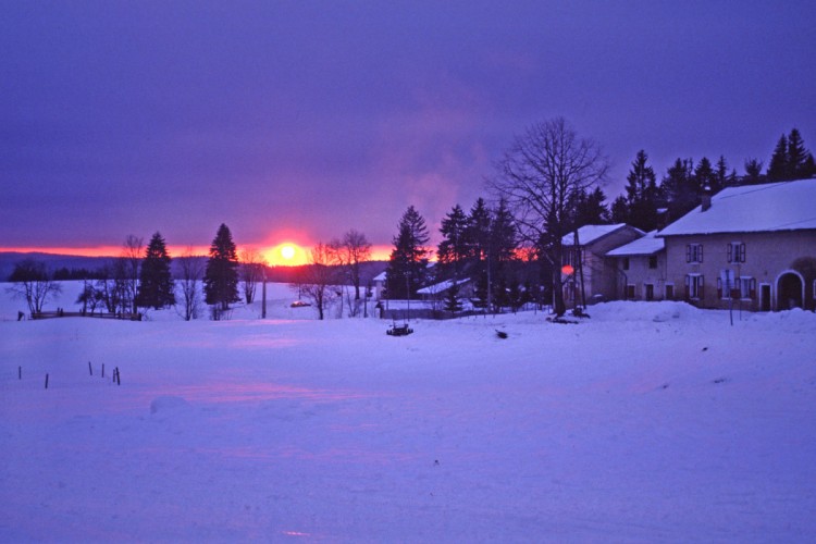 Fonds d'cran Nature Couchers et levers de Soleil Le Jura