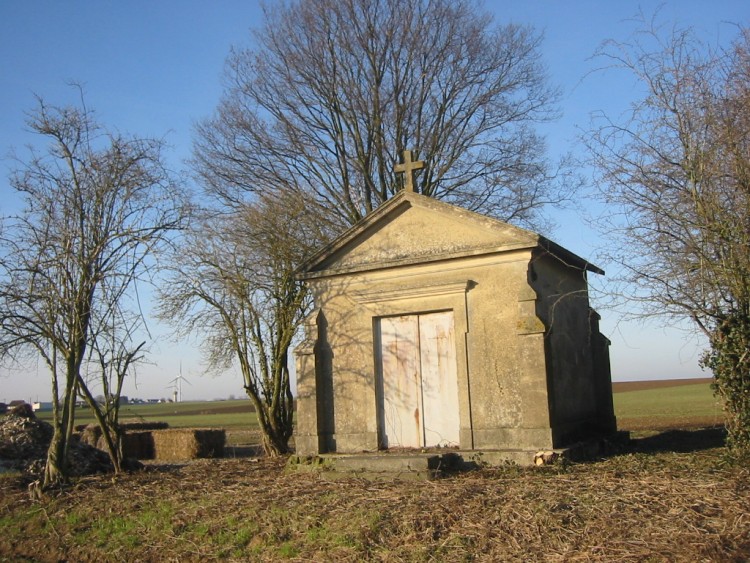 Wallpapers Constructions and architecture Religious Buildings Petite chapelle de mon village.