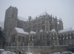 Fonds d'cran Voyages : Europe Cathdrale Saint Julien sous la neige