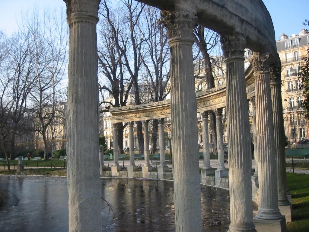 Fonds d'cran Nature Parcs - Jardins Colonnade au parc Monceau (Paris)