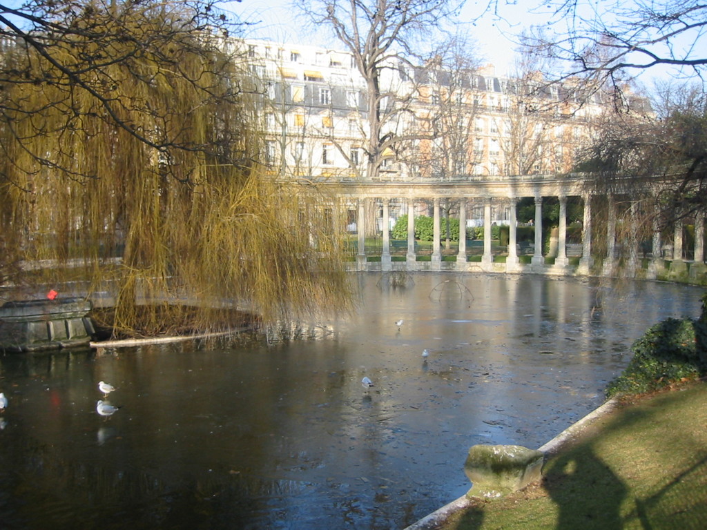 Fonds d'cran Nature Parcs - Jardins Parc Monceau (Paris) Bassin aux colonnades