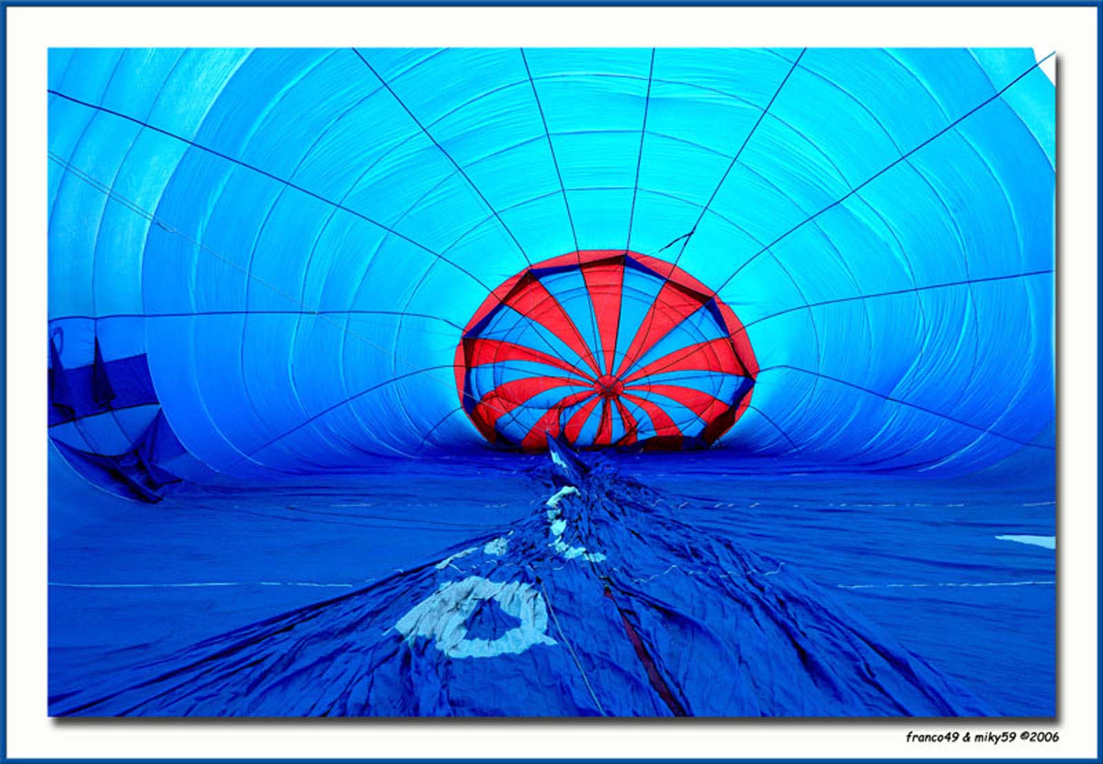 Wallpapers Planes Balloons - Airships Dentro la mongolfiera