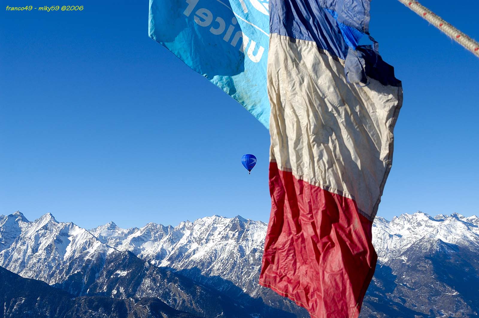 Wallpapers Planes Balloons - Airships Dall'alto