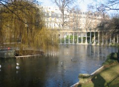 Fonds d'cran Nature Parc Monceau (Paris) Bassin aux colonnades