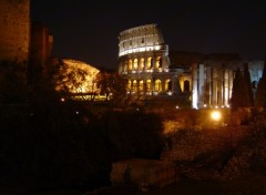 Fonds d'cran Voyages : Europe Il Colosseo by night, Rome