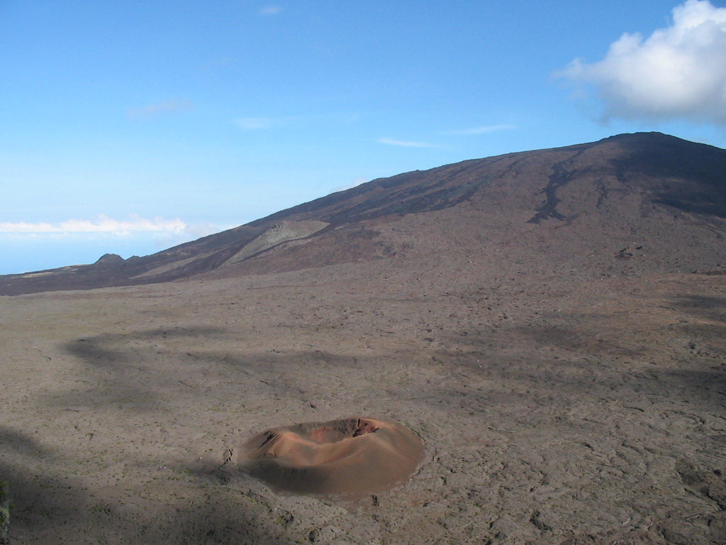 Fonds d'cran Voyages : Afrique La Runion Piton de la Fournaise - le de la Runion