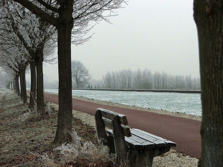 Fonds d'cran Nature Fleuves - Rivires - Torrents Saison d'hiver