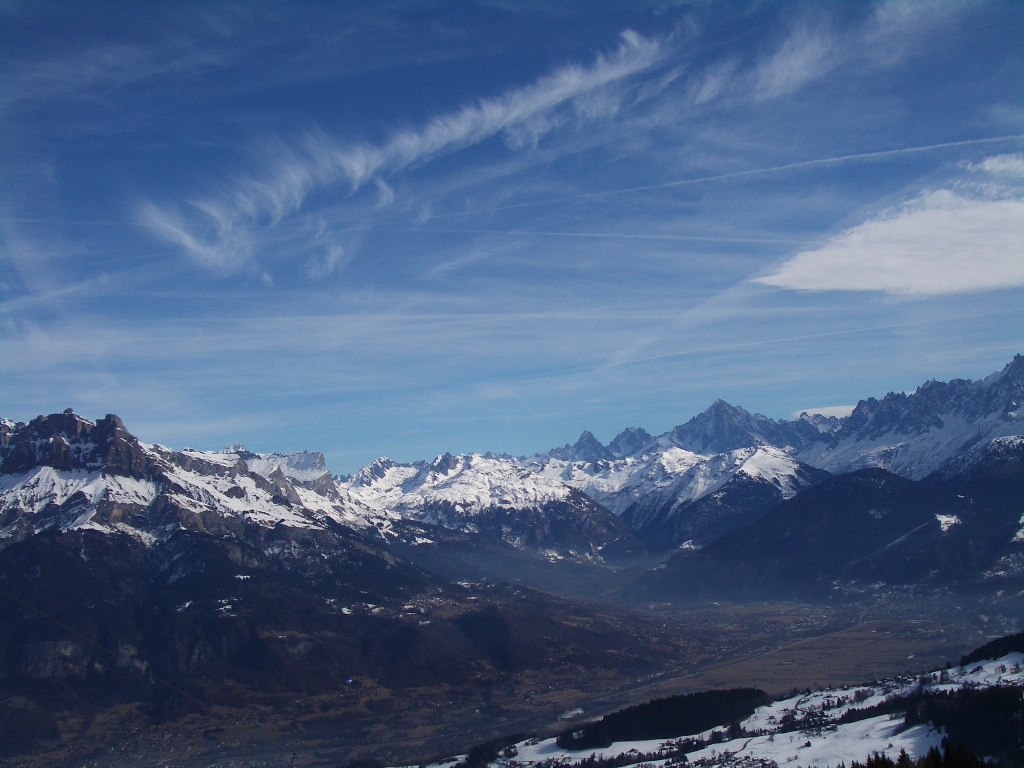 Wallpapers Nature Mountains Vue du haut des pistes de Cordon