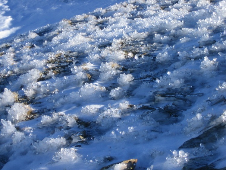 Fonds d'cran Nature Saisons - Hiver Terre de glace dans les Pyrnes