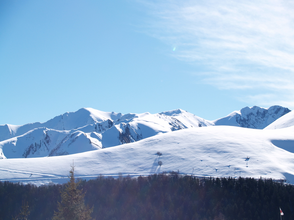 Fonds d'cran Nature Montagnes super beau