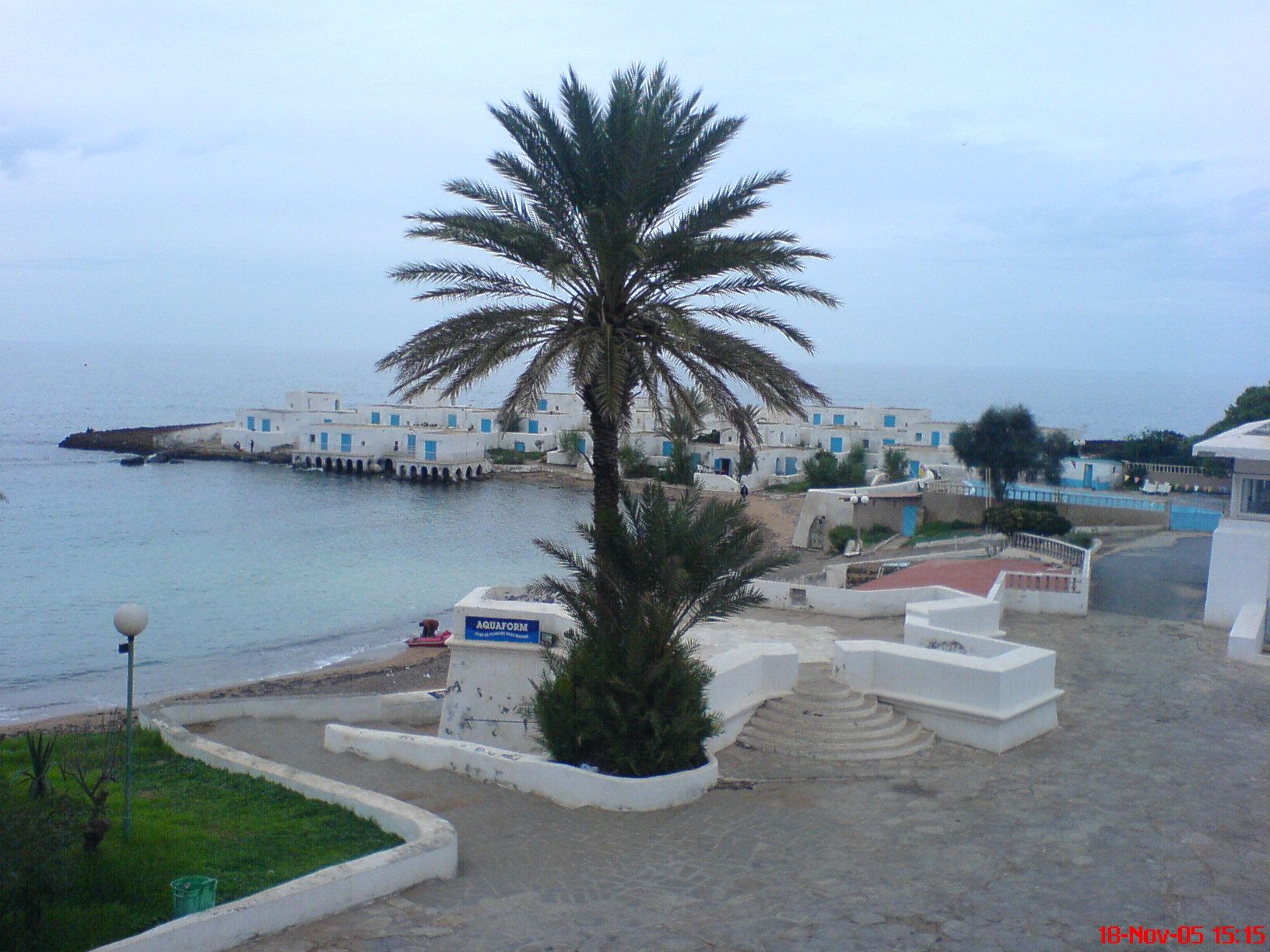 Fonds d'cran Voyages : Afrique Algrie belle plage a tipaza