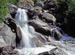 Fonds d'cran Nature L'eau, l'eau qui chante.