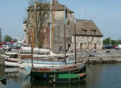 Wallpapers Trips : Europ La Capitainerie d'Honfleur