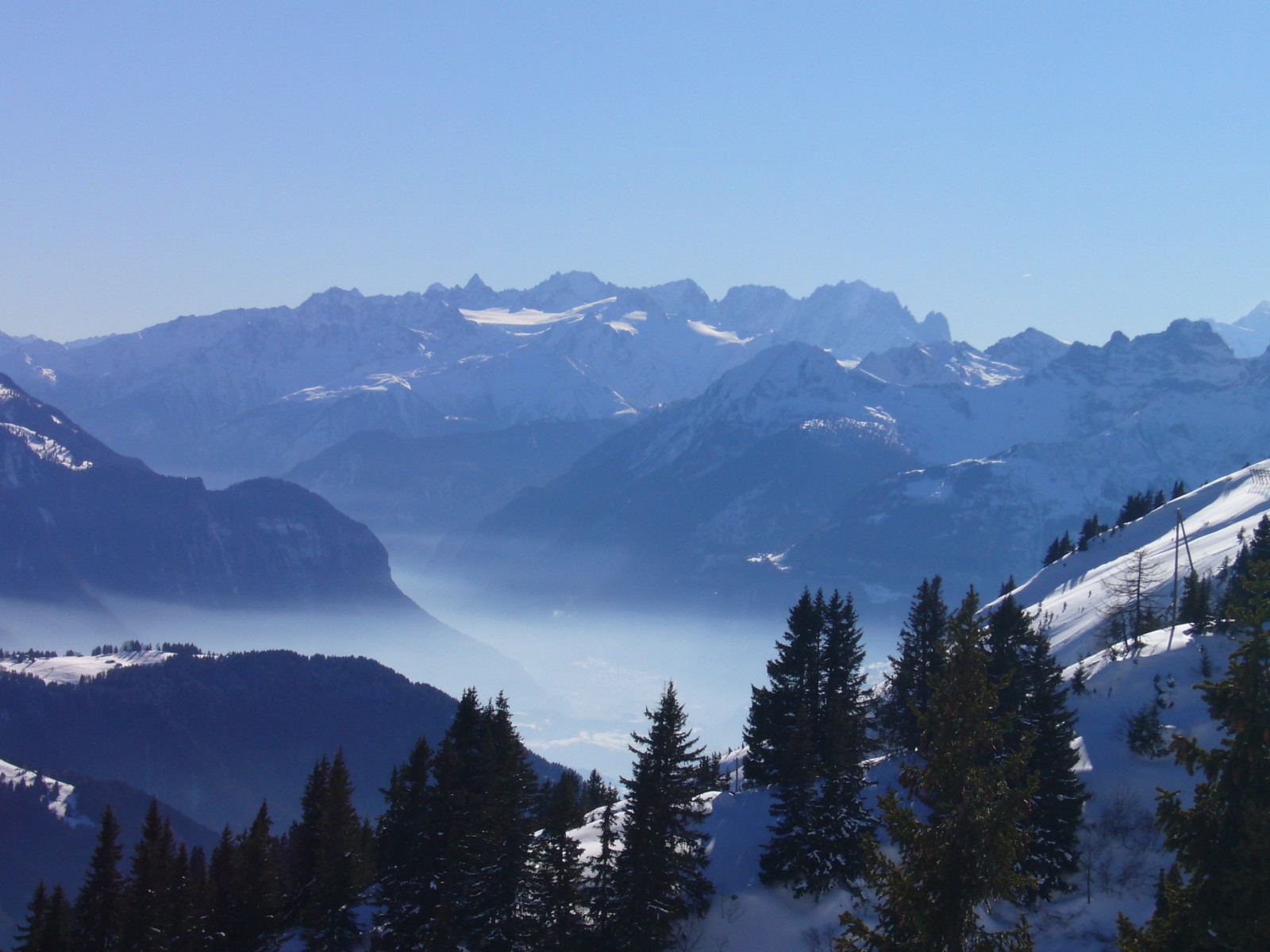 Wallpapers Trips : Europ Switzerland Brume