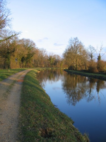 Fonds d'cran Nature Fleuves - Rivires - Torrents Reflets dans le Canal de Nantes  Brest