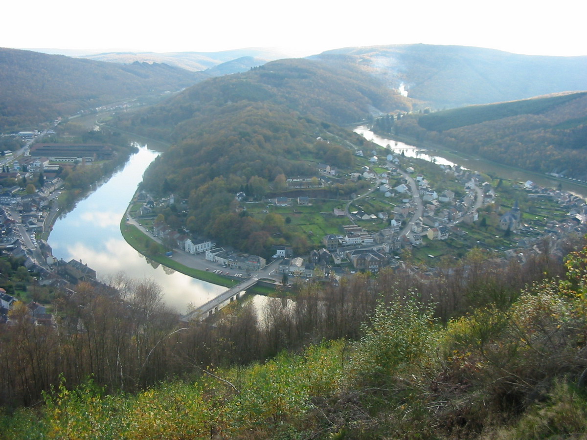 Fonds d'cran Voyages : Europe Belgique La Meuse aux environs de Givet 3