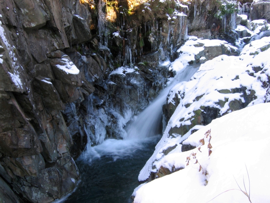 Wallpapers Nature Waterfalls Riviere au reveil