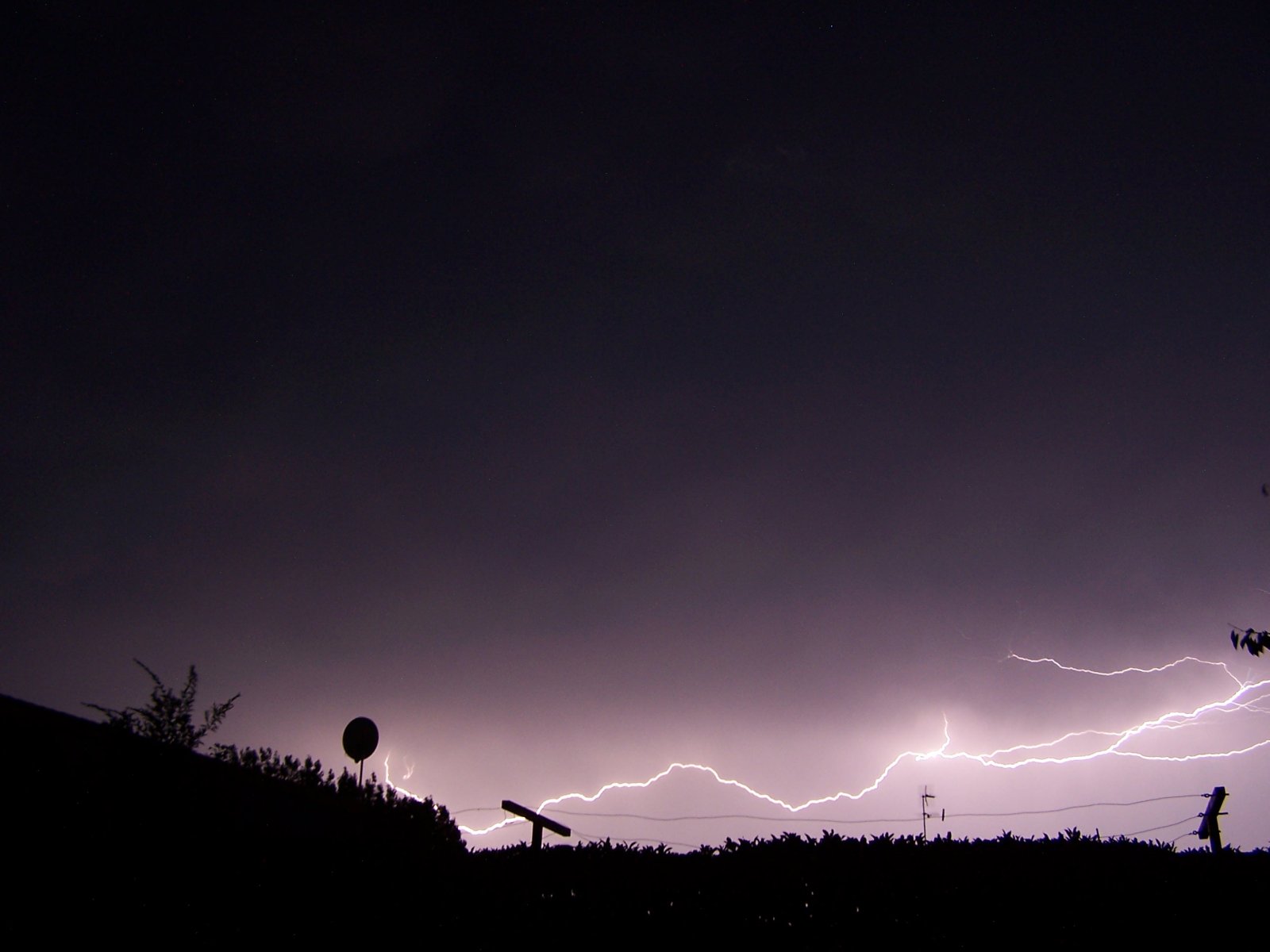 Fonds d'cran Nature Eclairs - Foudre Orage en t