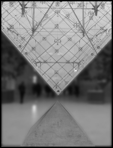 Fonds d'cran Constructions et architecture Monde moderne La pyramide du Louvre