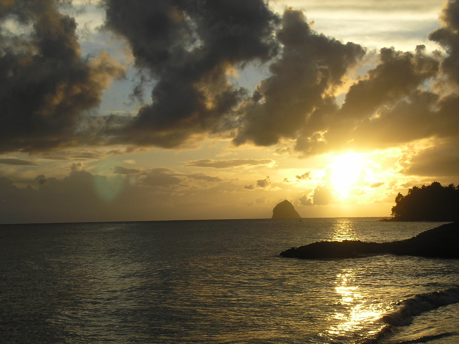 Fonds d'cran Voyages : Amrique du nord La Martinique Coucher de soleil