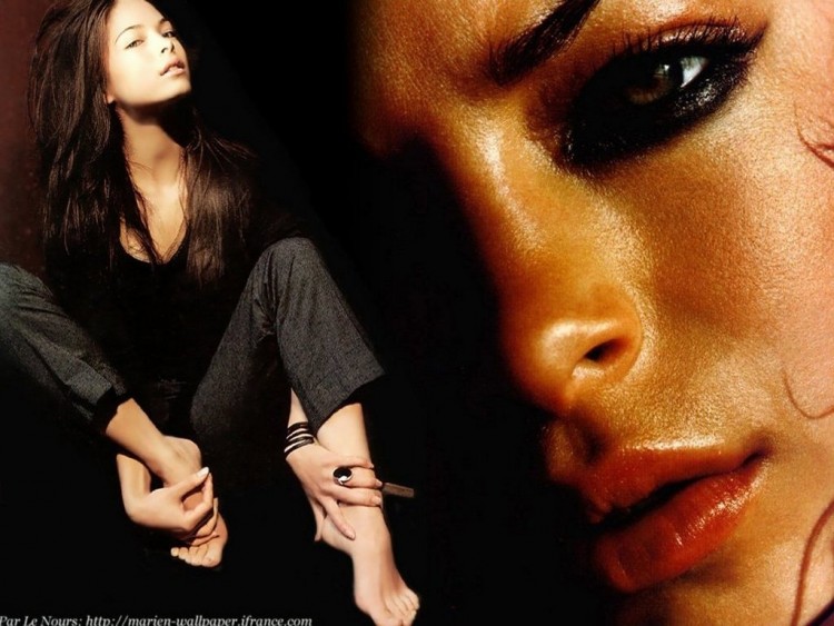 Wallpapers Celebrities Women Kristin Kreuk Wallpaper N133291