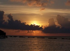 Fonds d'cran Voyages : Asie Coucher de soleil Maldivien