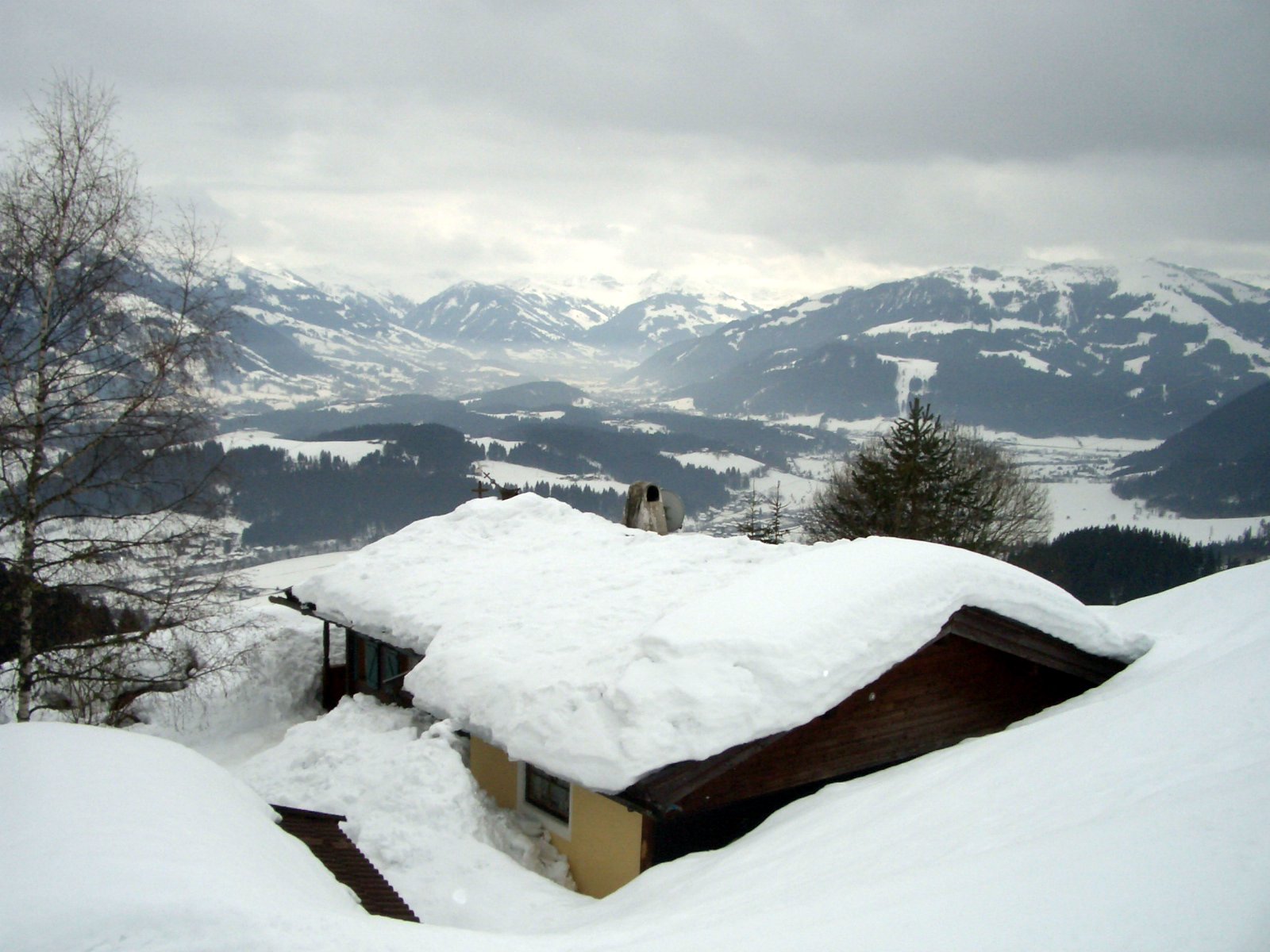 Wallpapers Nature Mountains Vue sur la valle de Kitzbhl en Autriche