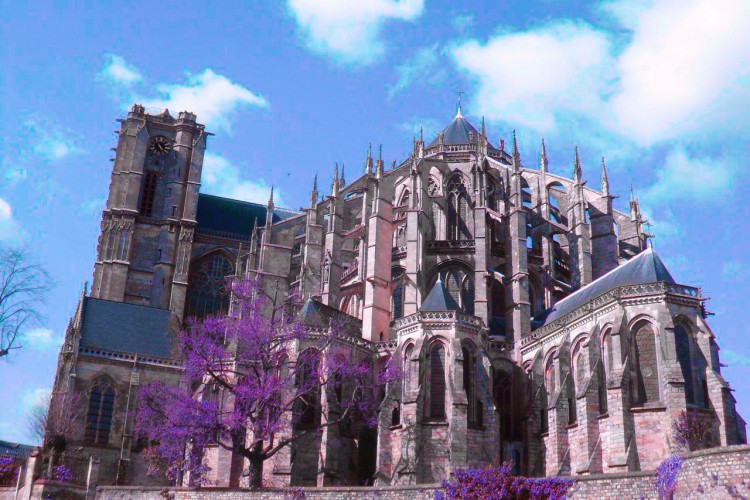 Fonds d'cran Voyages : Europe France > Pays de Loire Le Mans sa belle Cathdrale