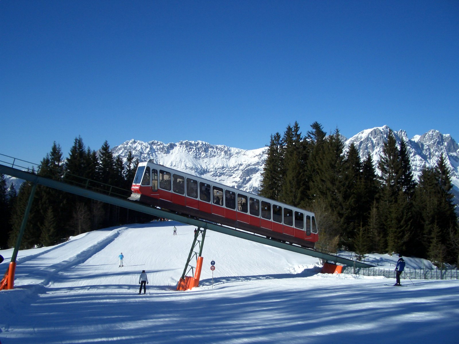 Fonds d'cran Transports divers Tlphriques - Funiculaires Funiculaire