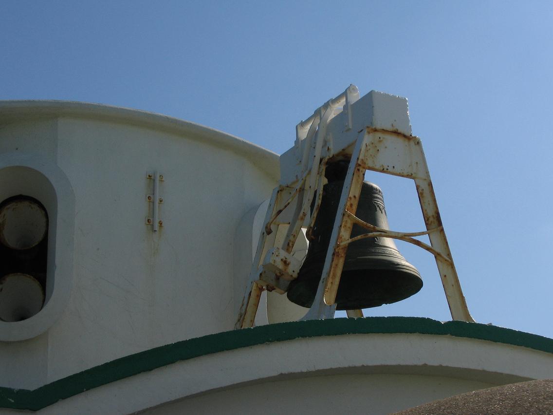 Wallpapers Objects Miscellaneous La cloche du phare du Trport