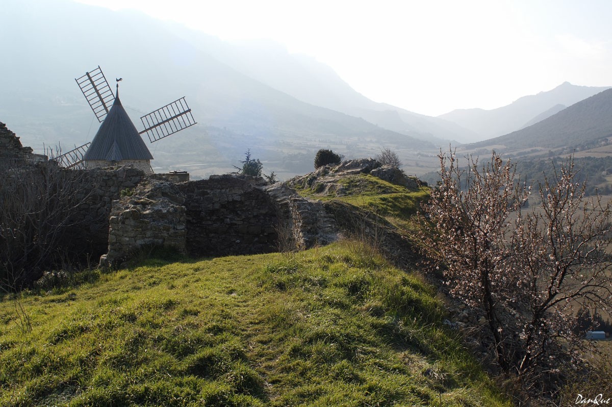 Wallpapers Trips : Europ France > Languedoc-Roussillon Les Corbires