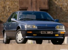 Fonds d'cran Voitures Renault 25 II (1988)