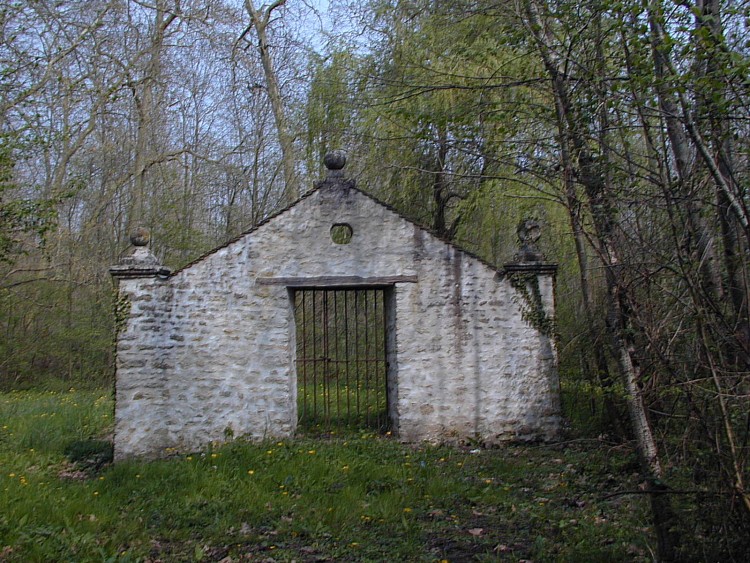 Wallpapers Constructions and architecture Doors - Windows - Porch Porte d'un ancien jardin botanique !