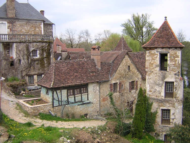 Wallpapers Trips : Europ France > Midi-Pyrnes maison