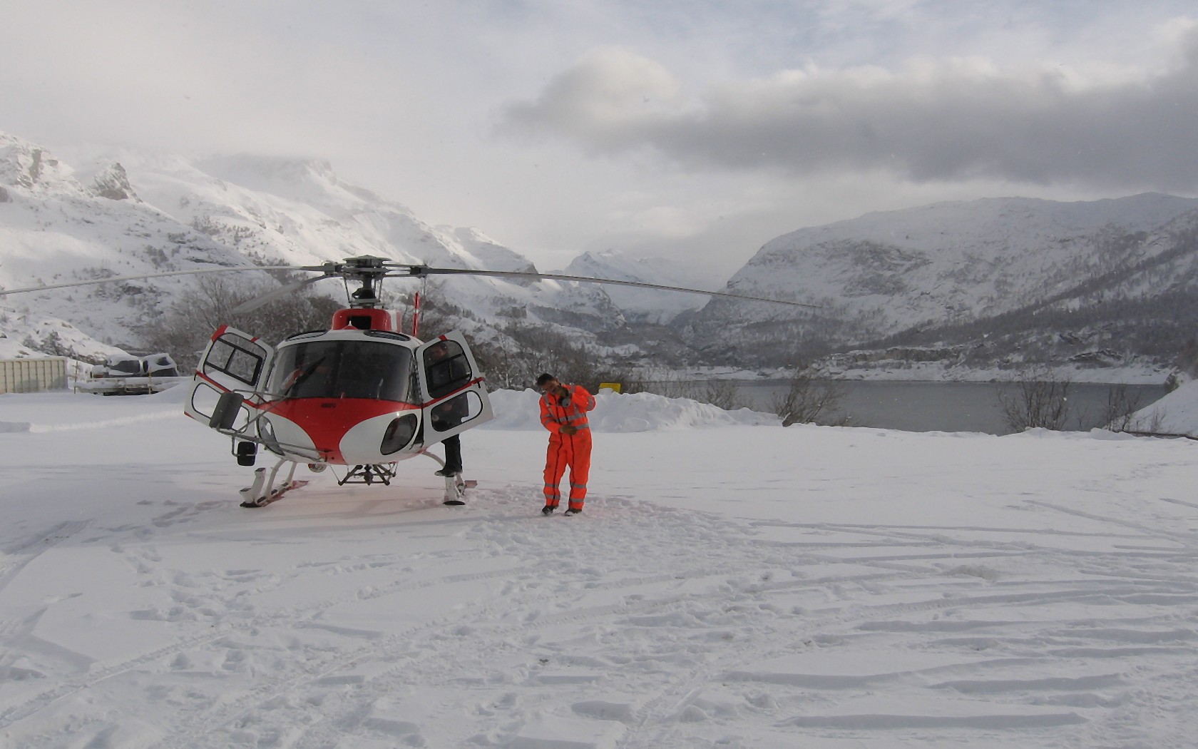 Wallpapers Planes Helicopters hivernale