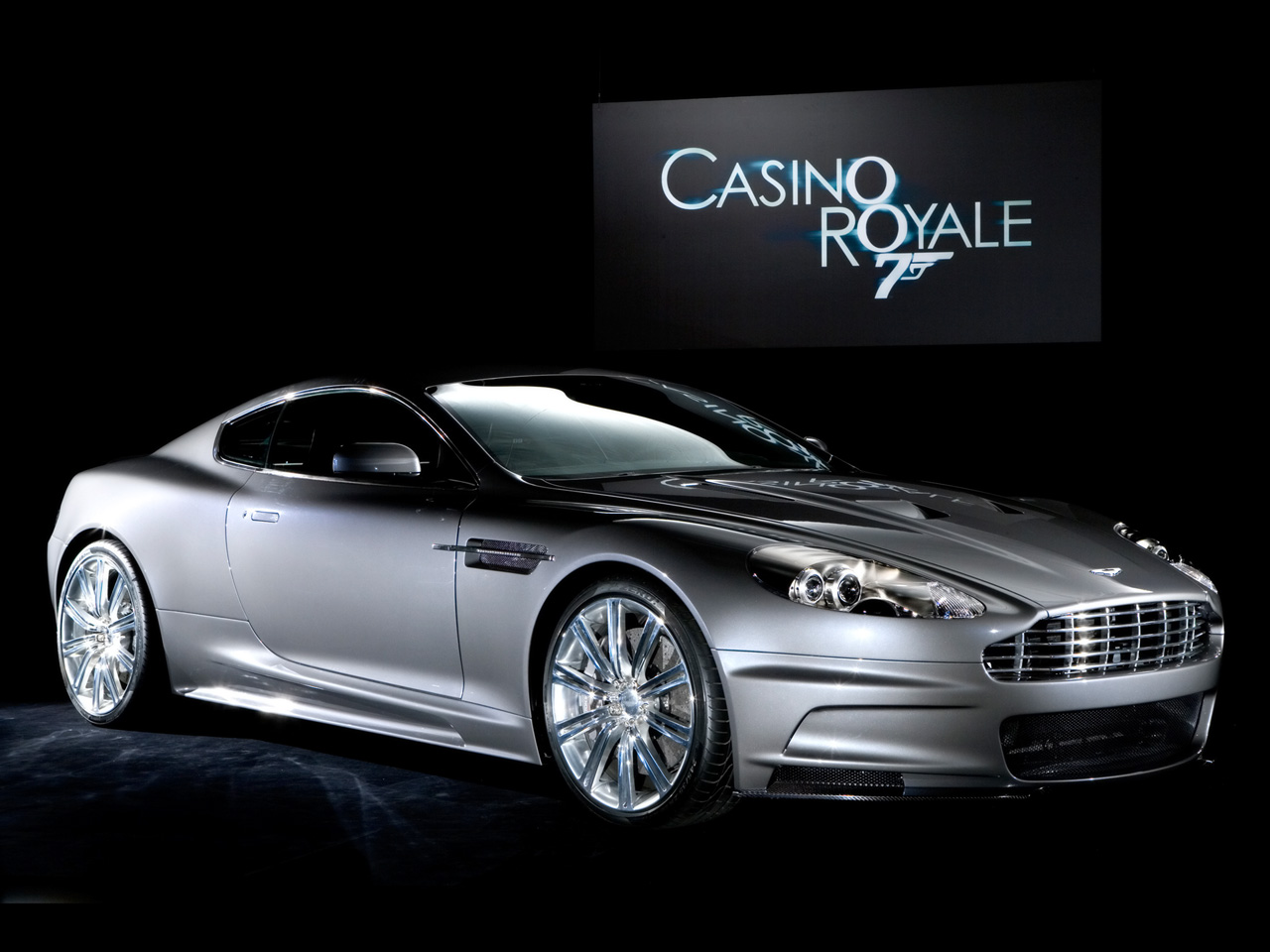 Fonds d'cran Voitures Aston Martin  DB9 James Bond