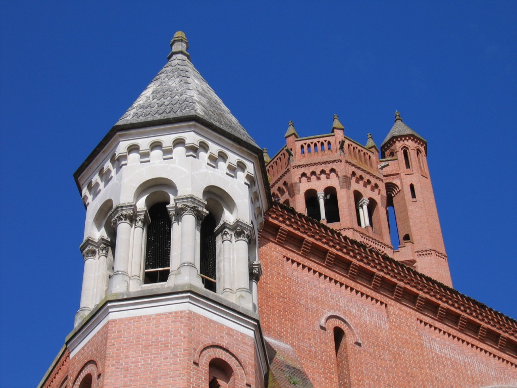 Fonds d'cran Constructions et architecture Edifices Religieux Eglise Romane 1933 dans le Lot (France)