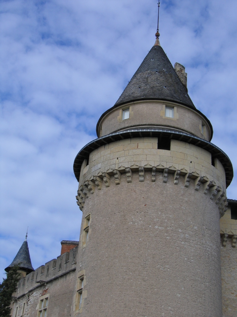 Wallpapers Constructions and architecture Castles - Palace Chteau prs de Cahors