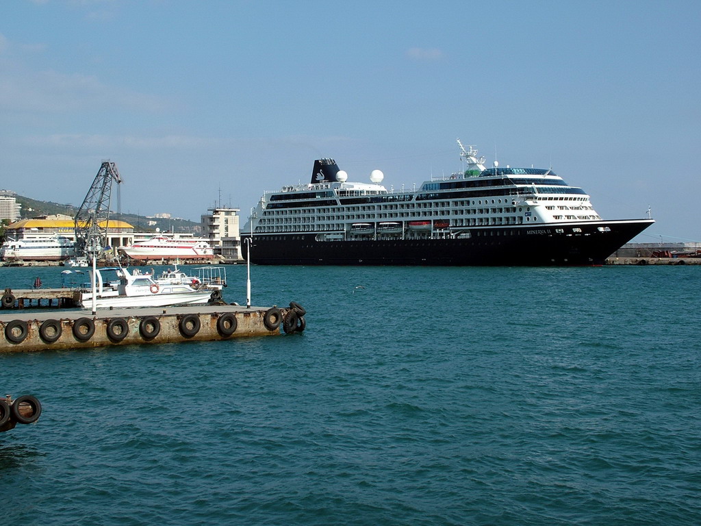 Fonds d'cran Bateaux Paquebots Yalta