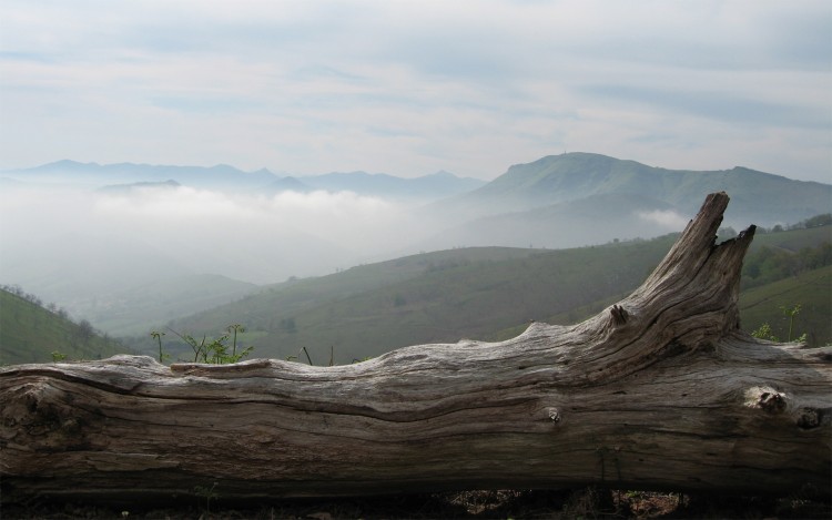 Fonds d'cran Nature Montagnes Relief du Pays Basque