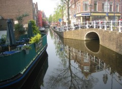 Fonds d'cran Voyages : Europe Canal  Delft (Hollande)