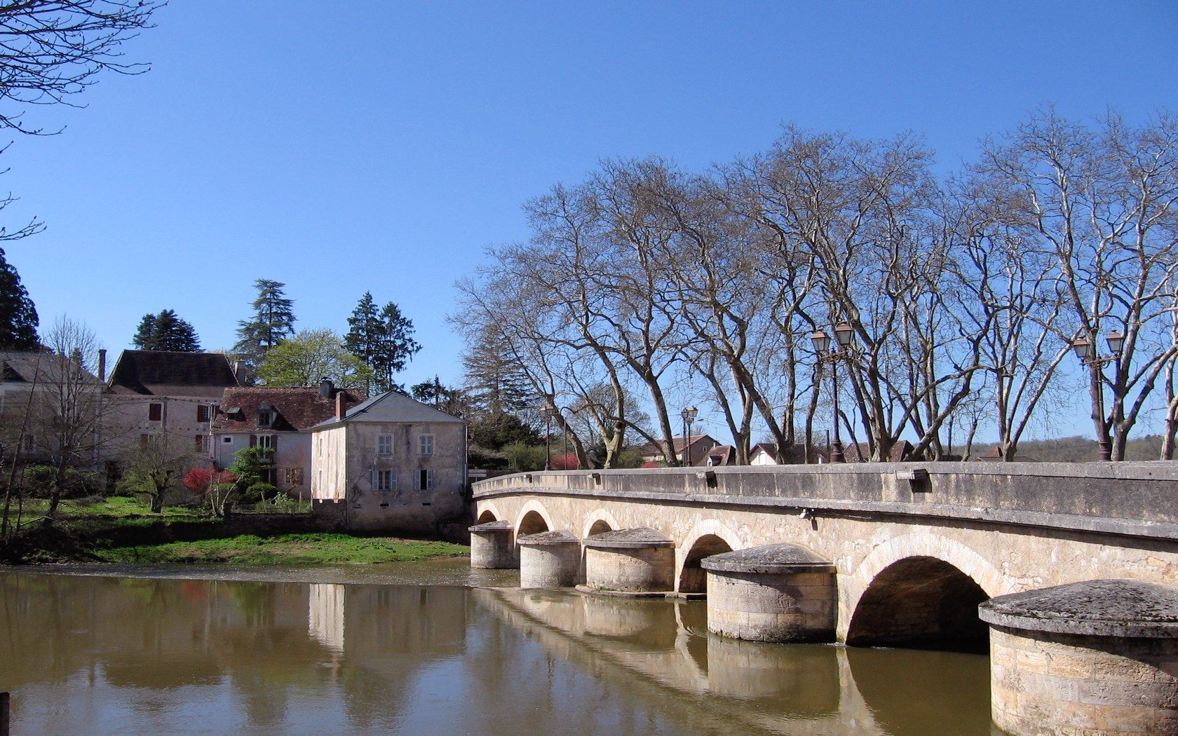 Wallpapers Trips : Europ France > Aquitaine Cubjac