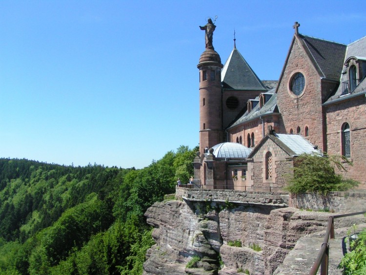 Fonds d'cran Voyages : Europe France > Alsace Le Mont Sainte Odile