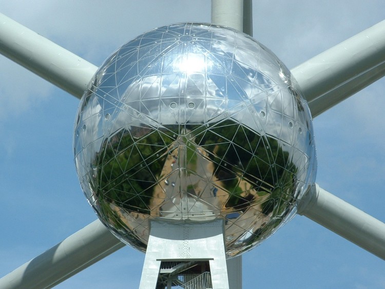 Fonds d'cran Voyages : Europe Belgique Atomium 02