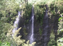 Fonds d'cran Nature Cascade