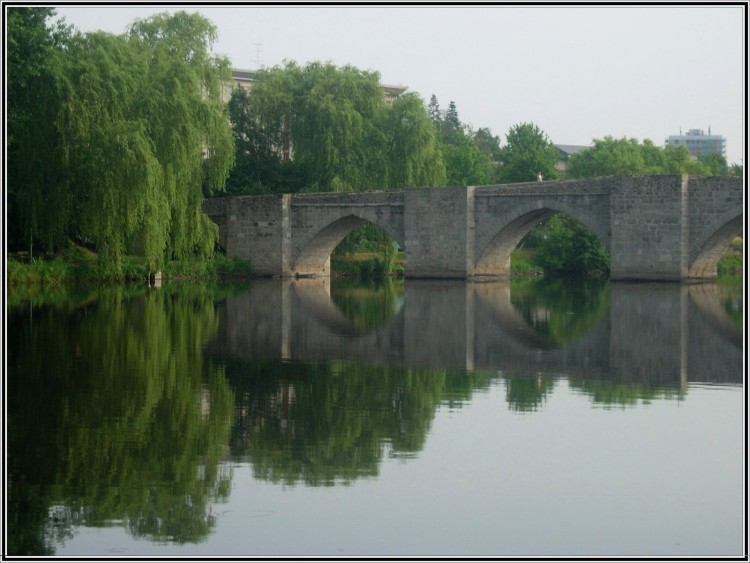 Fonds d'cran Nature Fleuves - Rivires - Torrents Pont St Etienne