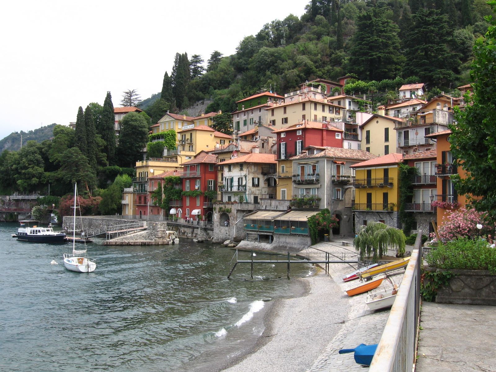 Fonds d'cran Voyages : Europe Italie Varenna