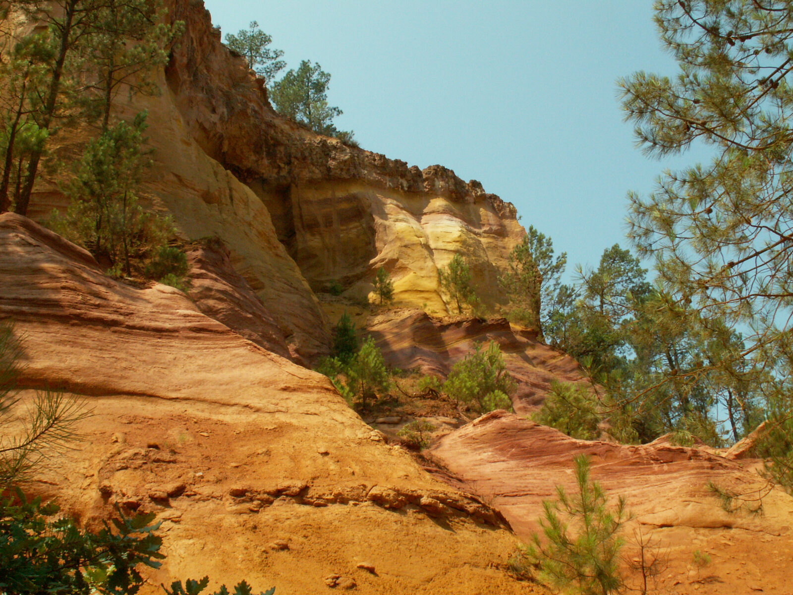 Fonds d'cran Nature Falaises Falaise d'ocre