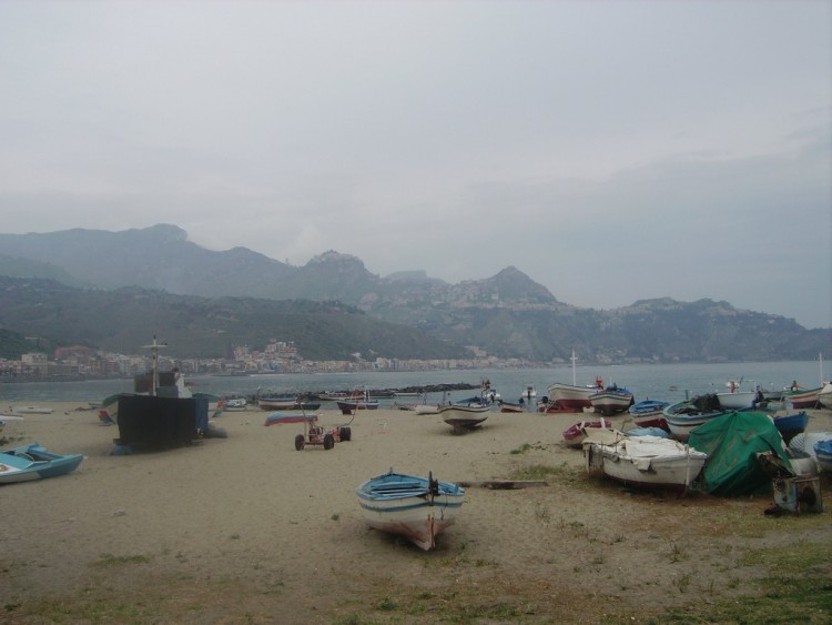 Fonds d'cran Bateaux Bateaux de pche Naxos