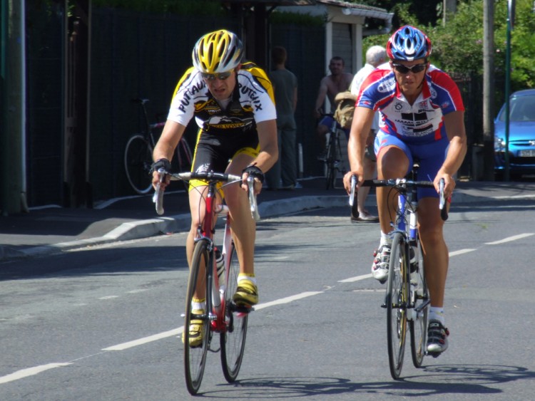 Fonds d'cran Sports - Loisirs Cyclisme Course velo